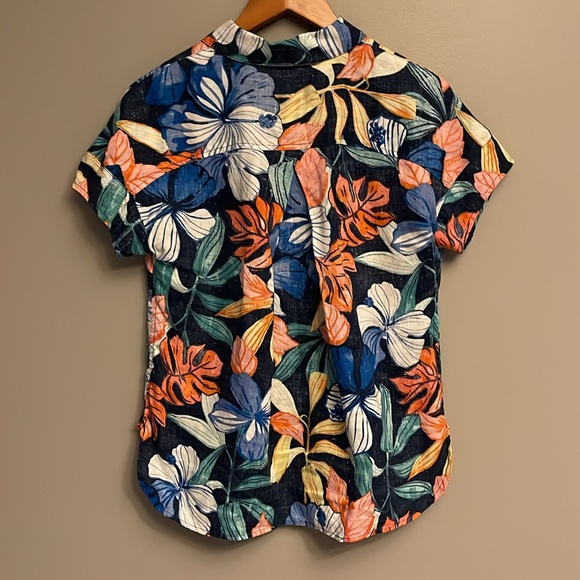 TOMMY BAHAMA | Floral Short Sleeve Hawaiian Shirt Women’s XXS - Picture 6 of 9